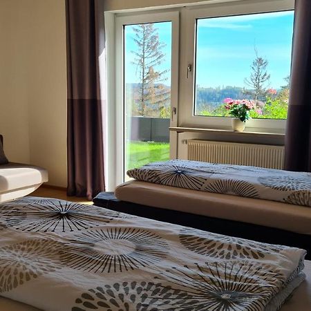 Moderne Ferienwohnung Mit Eigenem Garten Und Traumhaften Blick Wilhelmsthal Exterior photo