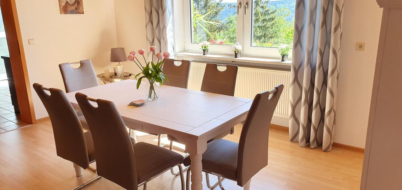 Moderne Ferienwohnung Mit Eigenem Garten Und Traumhaften Blick Wilhelmsthal Exterior photo