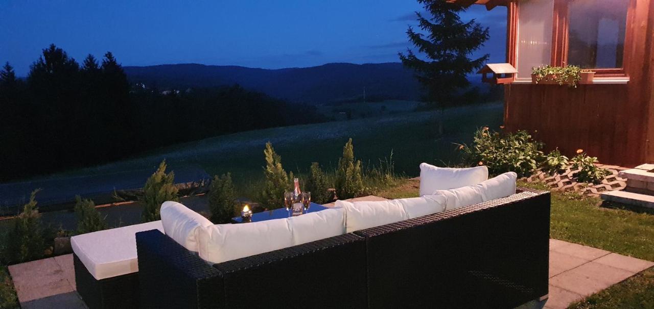 Moderne Ferienwohnung Mit Eigenem Garten Und Traumhaften Blick Wilhelmsthal Exterior photo
