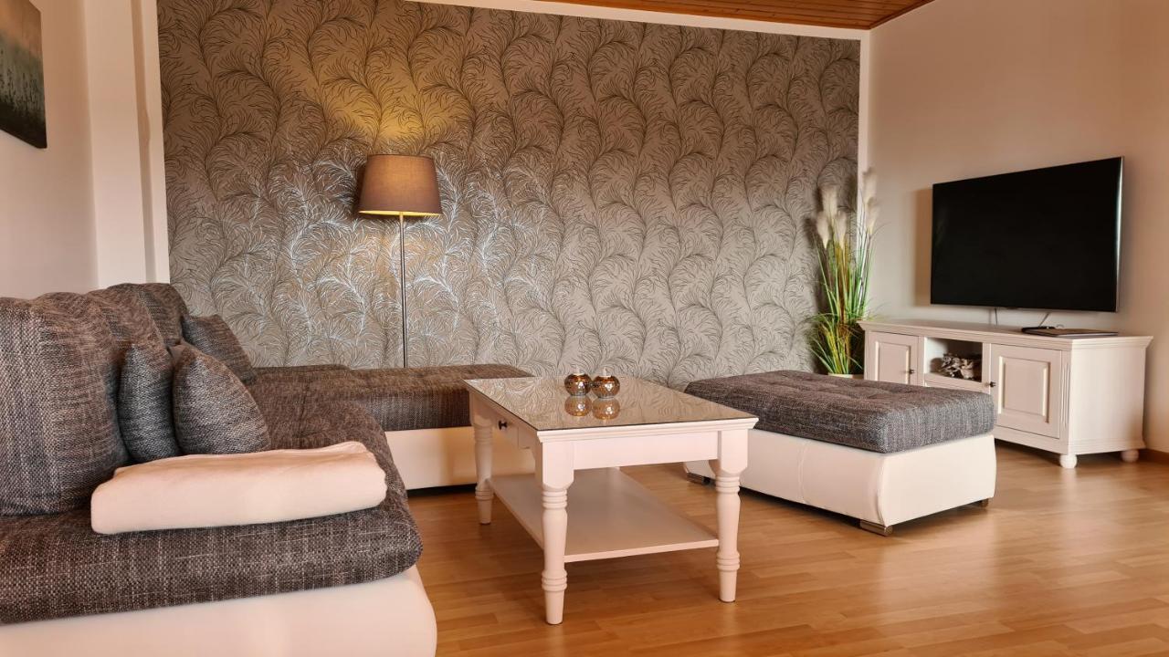 Moderne Ferienwohnung Mit Eigenem Garten Und Traumhaften Blick Wilhelmsthal Exterior photo